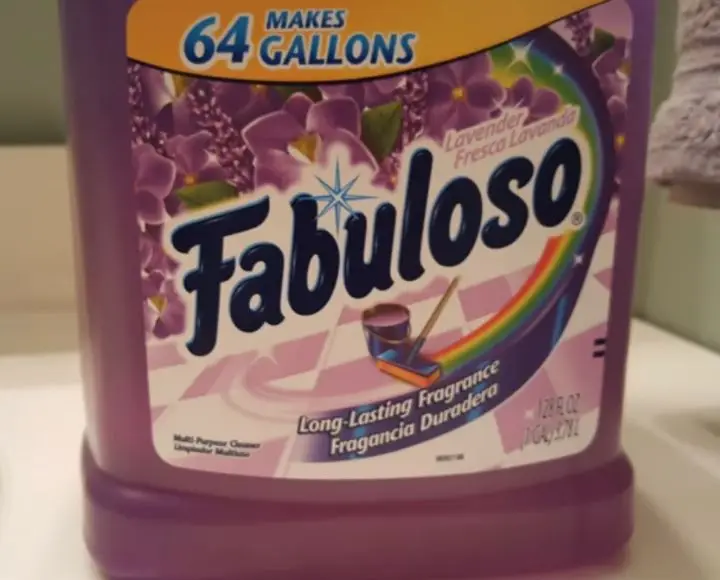 mix fabuloso and pine-sol